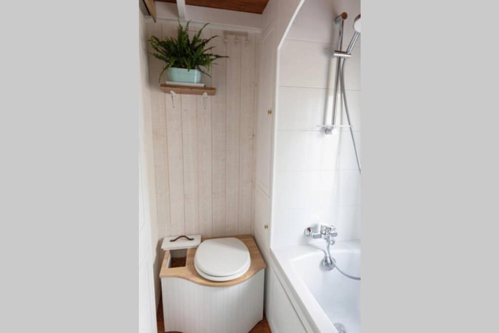 Tiny House En Baie Du Mont-Saint-Michel Dol-de-Bretagne Exterior foto